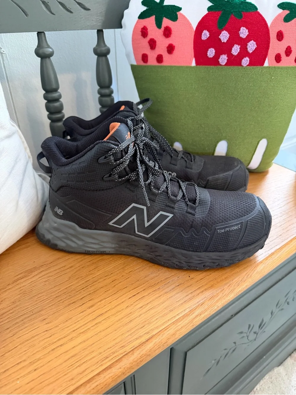New Balance Composite Toe Cremorne Fresh Foam Steel Toe Boots - EU 41.5